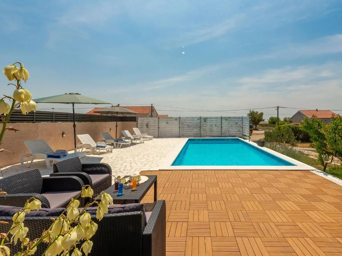 Beautiful Holiday Home In Lisicic Lisicici 0*,  Croatia