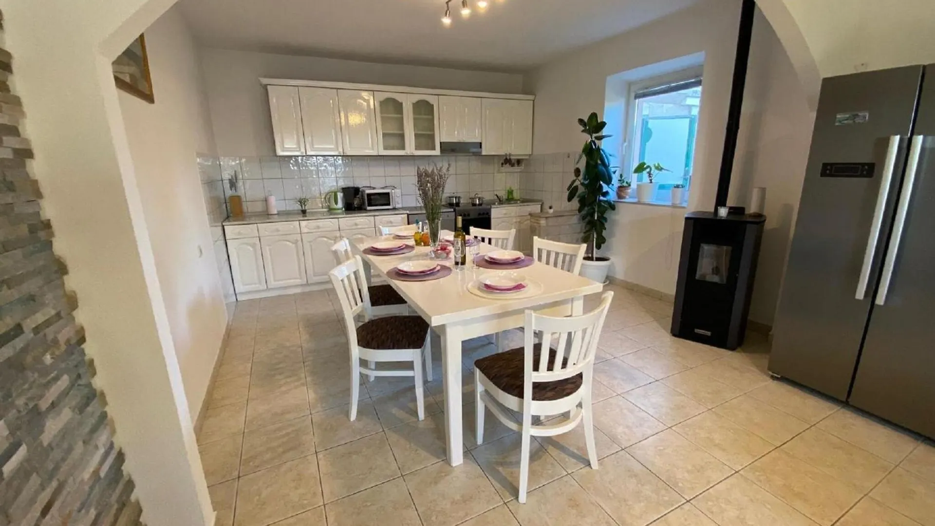 Beautiful Holiday Home In Lisicic Lisicici 0*,  Croatia