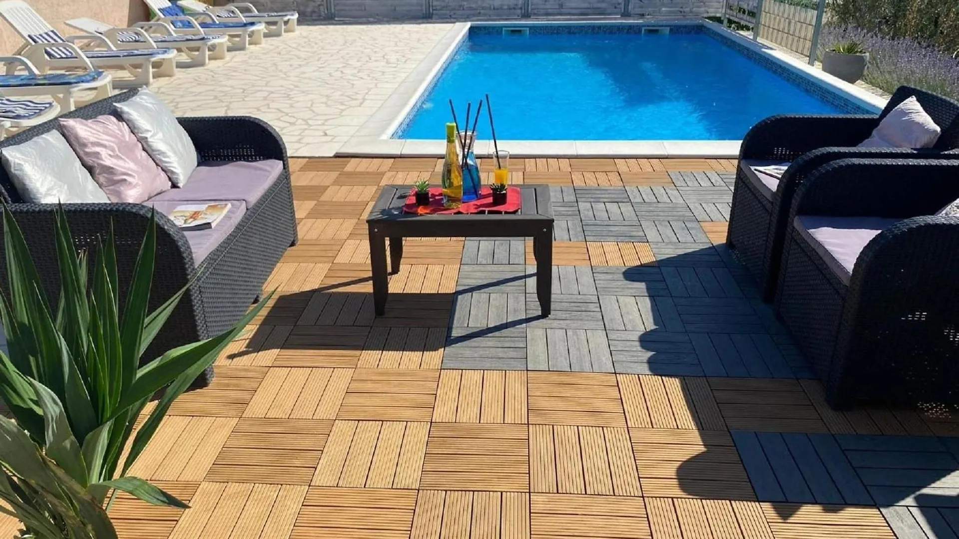 Beautiful Holiday Home In Lisicic Lisicici